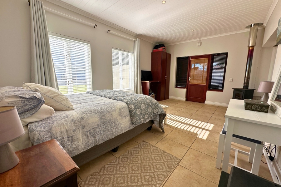 1 Bedroom Property for Sale in Keurbooms Western Cape